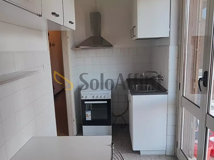 Immagine 12 di Quadrilocale in affitto  in Corso Alessandro Manzoni 72 a Pavia