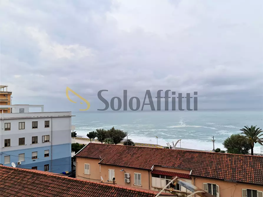 Immagine 1 di Stanza singola in affitto  a Catanzaro