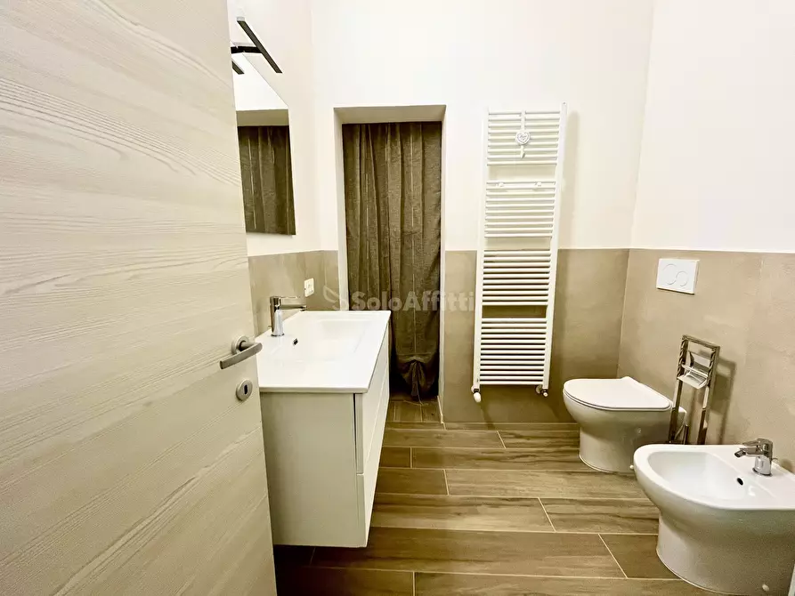 Immagine 4 di Stanza singola in affitto  a Carpi