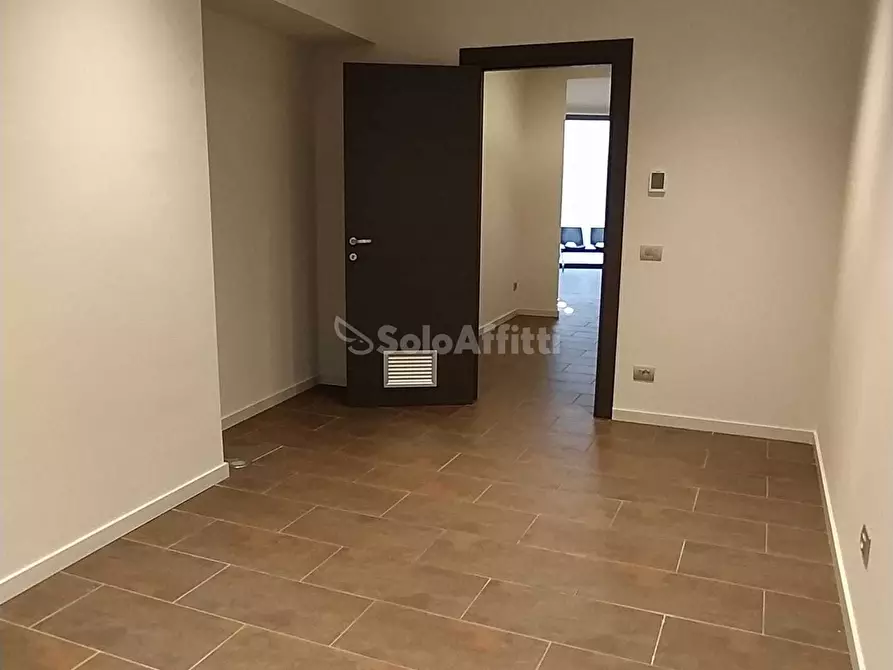 Immagine 32 di Ufficio in affitto  in Via Giulio Cesare Beccaria a Terni