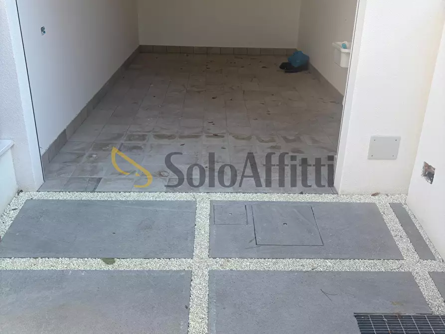 Immagine 17 di Trilocale in affitto  in Via Monte Titano 75 a Rimini