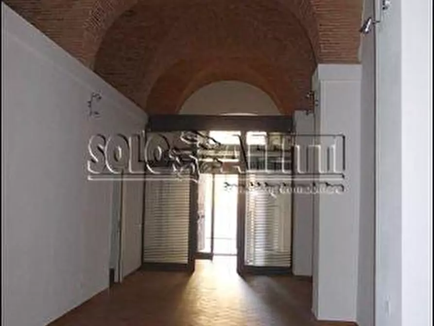 Immagine 1 di Ufficio in affitto  a Livorno