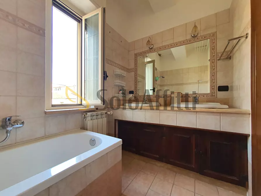 Immagine 14 di Trilocale in affitto  in Via Marincola Politi 19 a Catanzaro