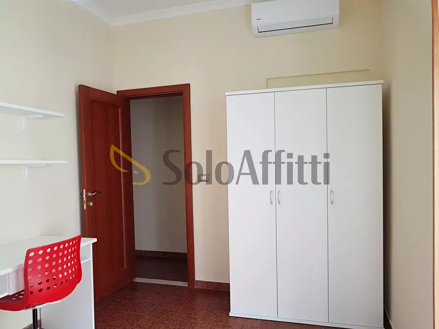 Immagine 17 di Pentalocale in affitto  a Catanzaro