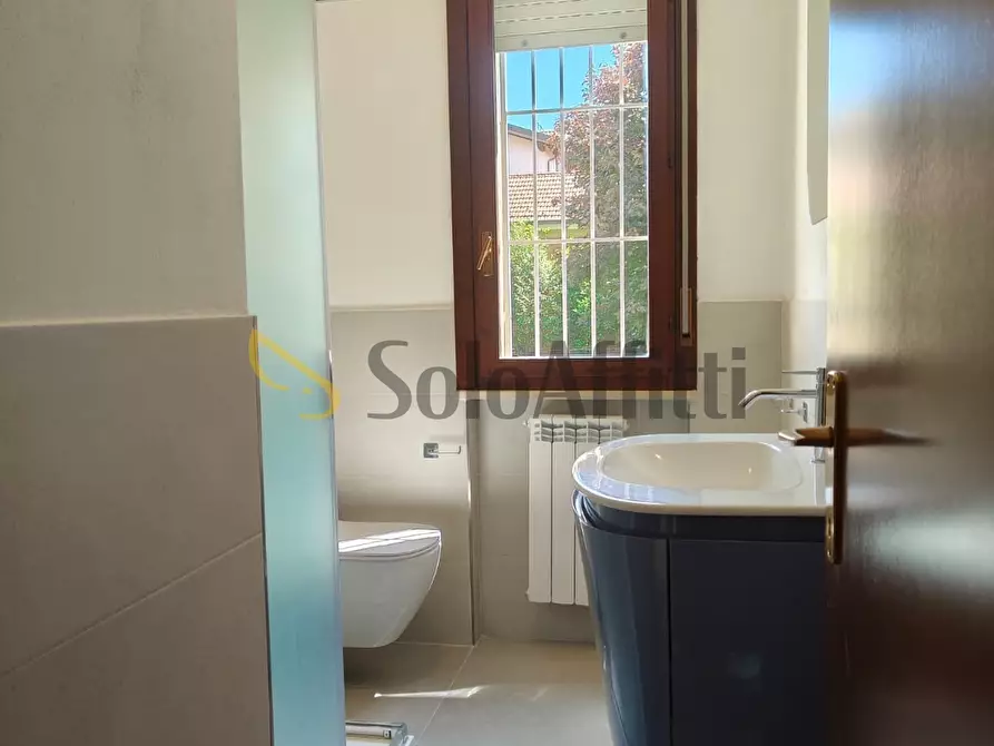 Immagine 13 di Trilocale in affitto  a Gallarate