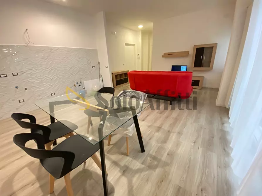 Immagine 4 di Bilocale in affitto  in Via Galileo Galilei 20 a Caserta