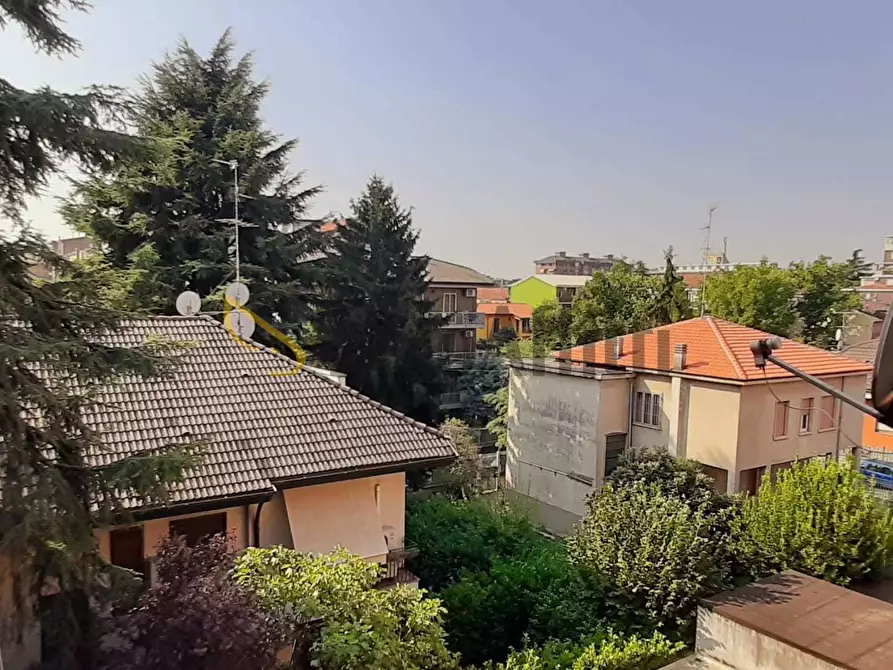 Immagine 2 di Bilocale in affitto  in Via Oreste Terenghi a Cinisello Balsamo