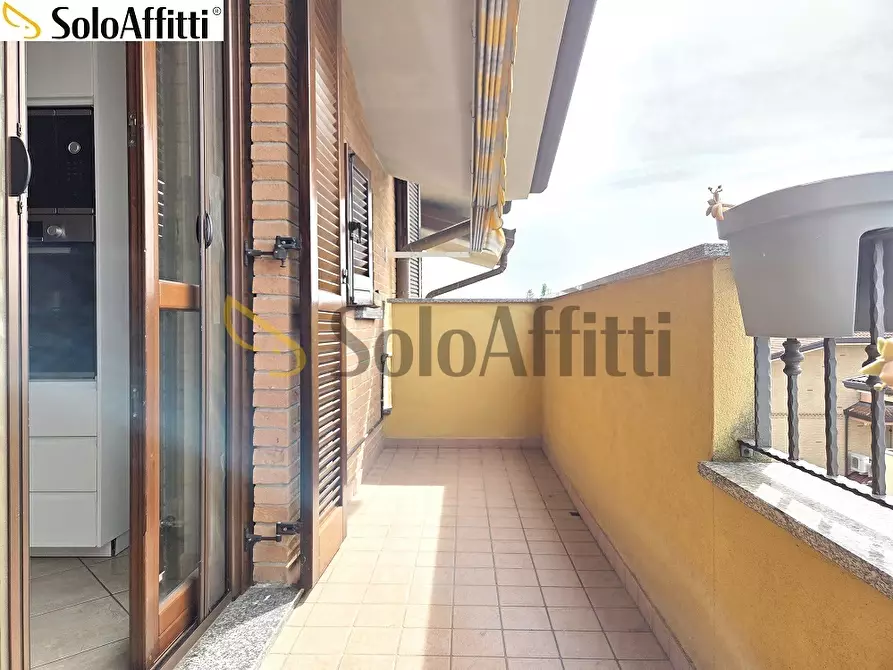 Immagine 12 di Trilocale in affitto  in Via Eugenio Montale 12 a Limbiate