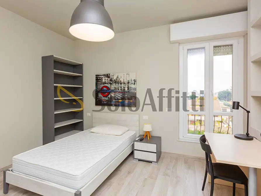 Immagine 1 di Stanza singola in affitto  in Via Fratelli Cairoli 12 a Castellanza