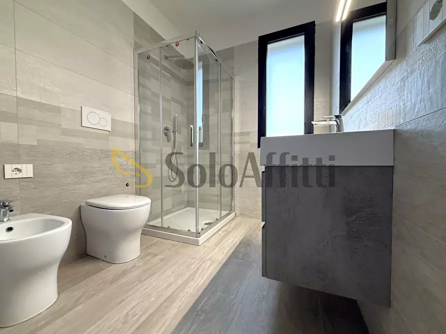 Immagine 13 di Trilocale in affitto  a Catanzaro