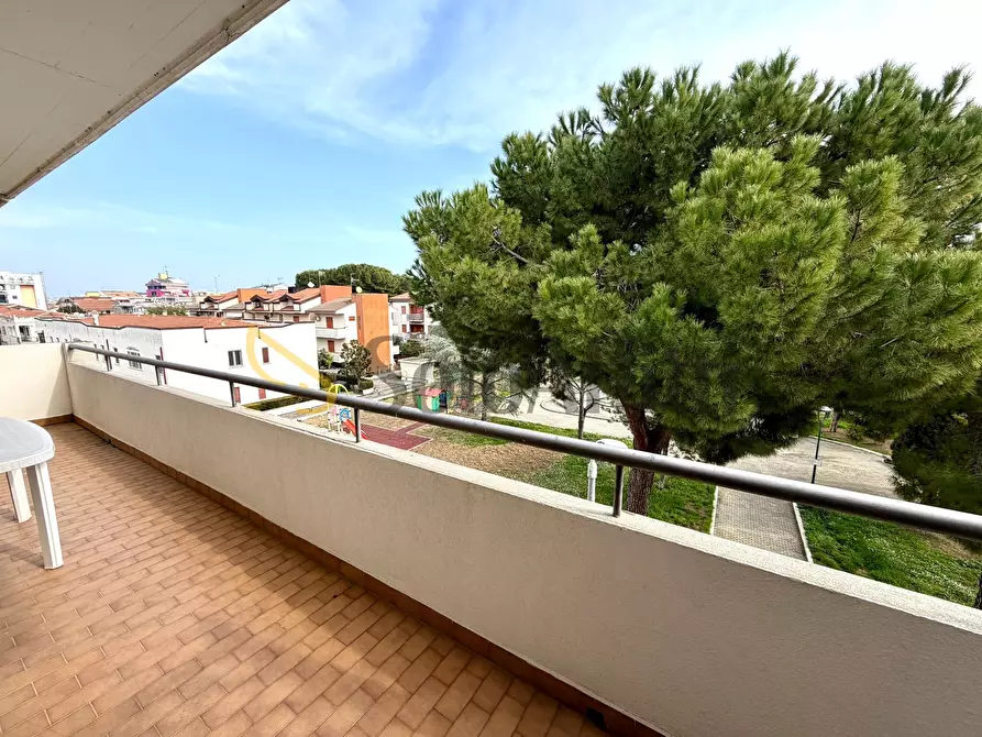 Immagine 9 di Quadrilocale in affitto  in Via Pepe 63 a Tortoreto