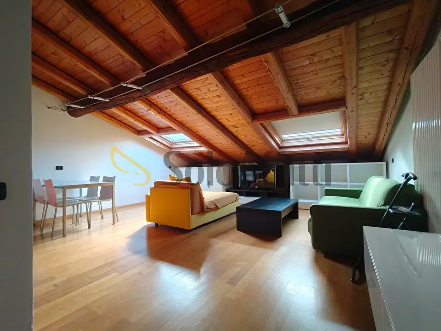 Immagine 2 di Mansarda in affitto  a Gallarate