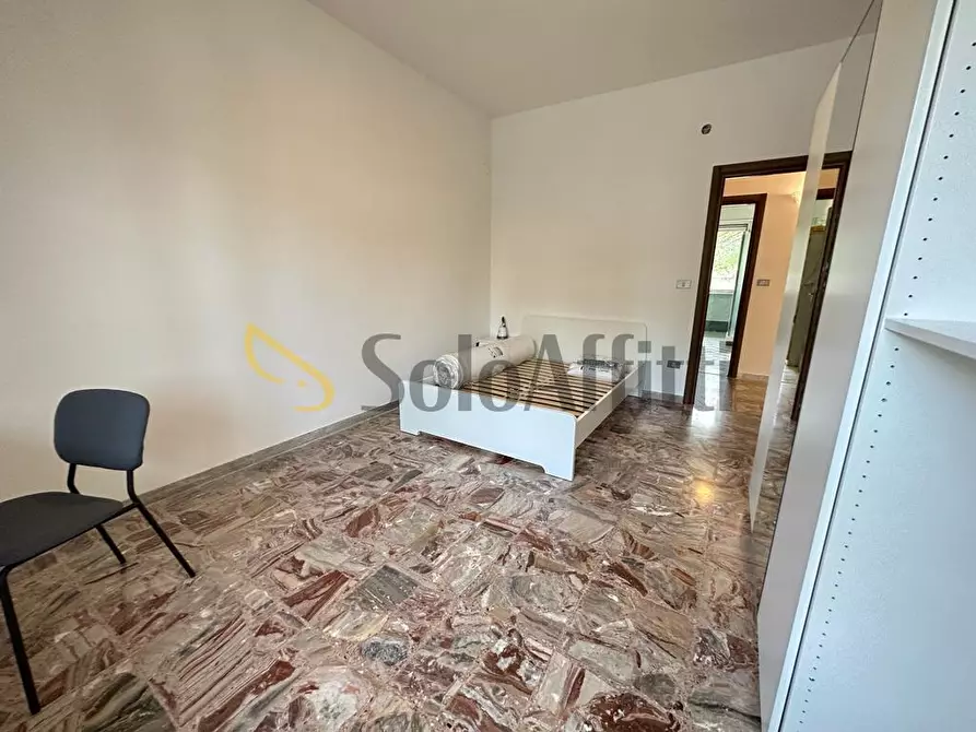 Immagine 11 di Stanza singola in affitto  in Via Ferrarecce a Caserta