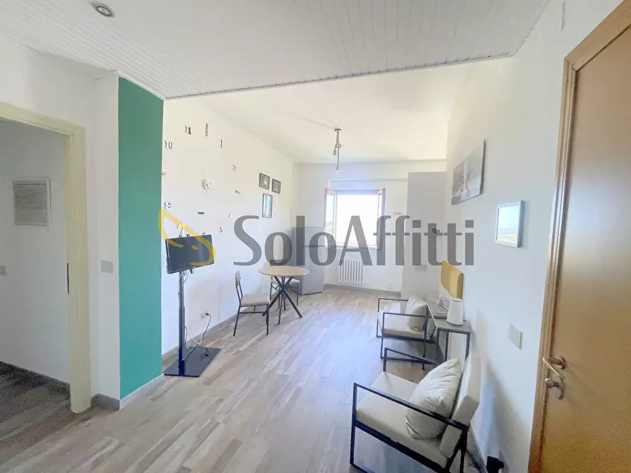 Immagine 6 di Trilocale in affitto  a Osimo