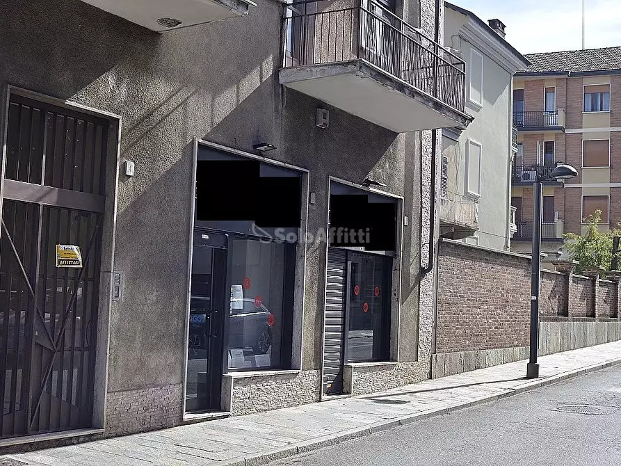 Immagine 1 di Locale commerciale in affitto  in Via F. D. Roosevelt 4 a Settimo Torinese