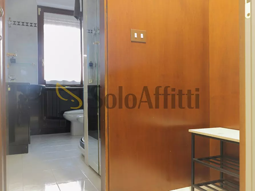 Immagine 28 di Trilocale in affitto  in Piazza Aldo Moro 1 a Cologno Monzese