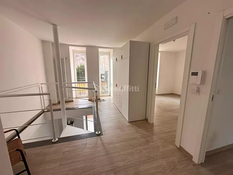 Immagine 31 di Trilocale in affitto  in Via delle Ferriere 20 a Caserta