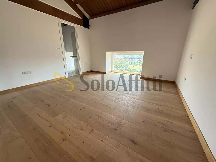 Immagine 20 di Loft/Open space in affitto  in Via dei Giardini Reali a Caserta