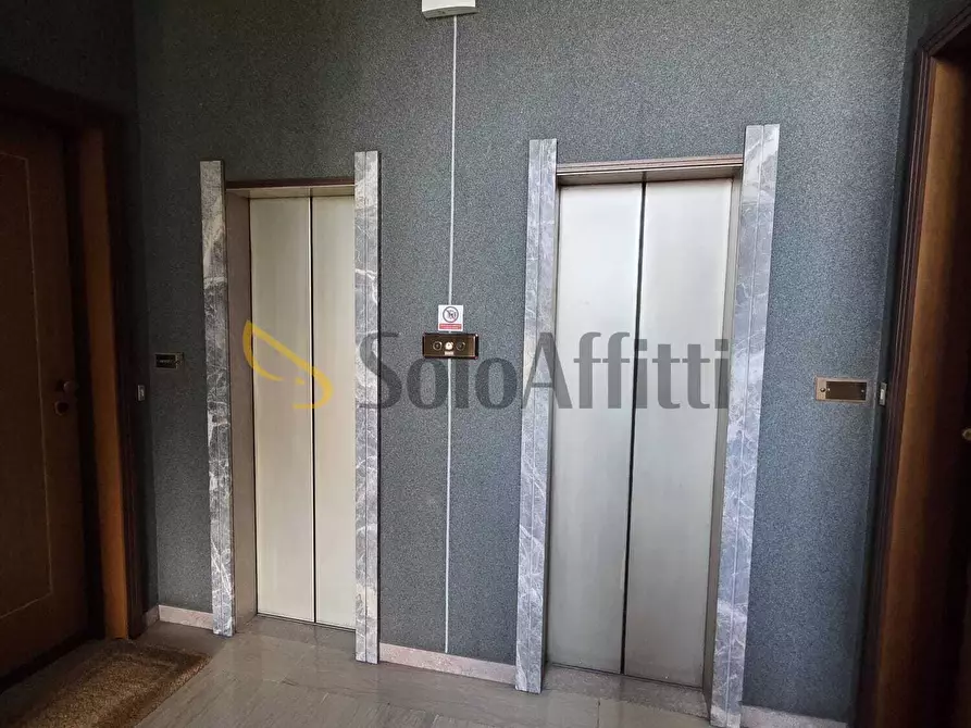 Immagine 21 di Quadrilocale in affitto  a Torino