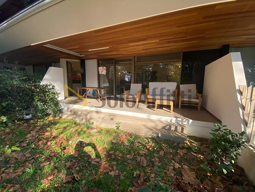 Immagine 16 di Quadrilocale in affitto  in Viale dei Mille 1 a Riccione