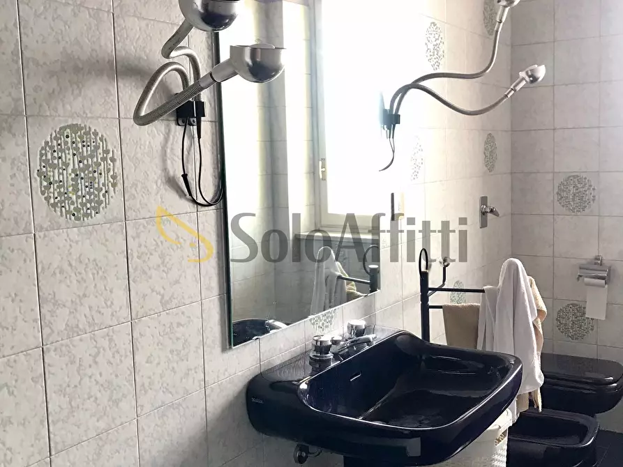Immagine 14 di Stanza singola in affitto  in Piazza del Monastero 10 a Torino