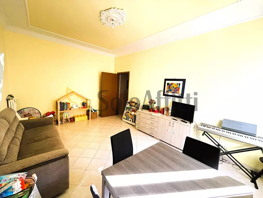 Immagine 3 di Trilocale in affitto  in via Pomezia a Roma