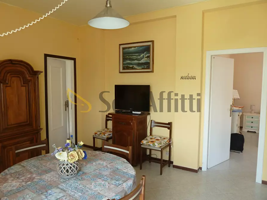 Immagine 10 di Trilocale in affitto  in Via Ortassi 44 a Santo Stefano Al Mare