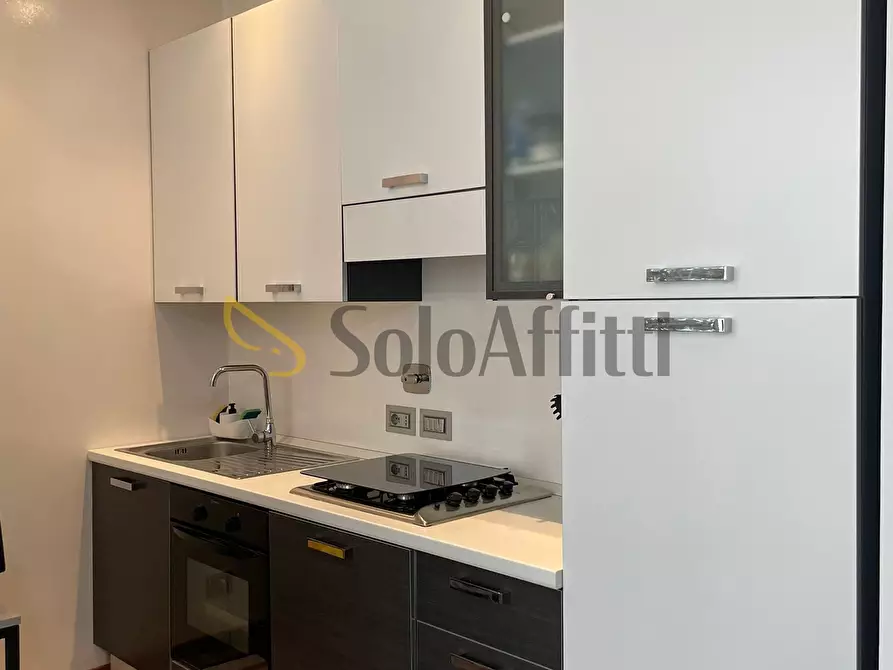 Immagine 15 di Bilocale in affitto  in Via Saluzzo a Torino