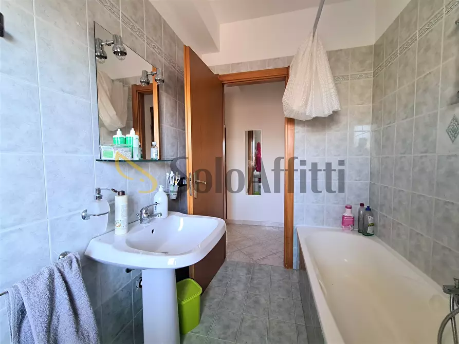 Immagine 13 di Stanza singola in affitto  a Catanzaro