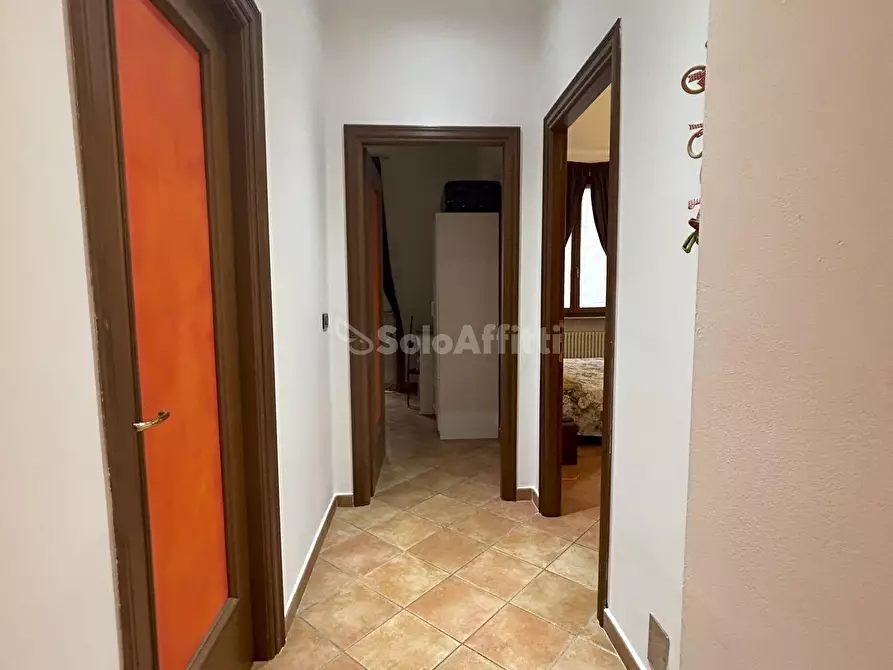 Immagine 6 di Trilocale in affitto  a Torino