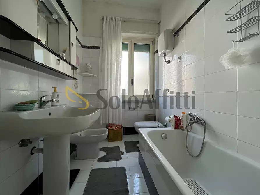 Immagine 10 di Stanza singola in affitto  a Catanzaro