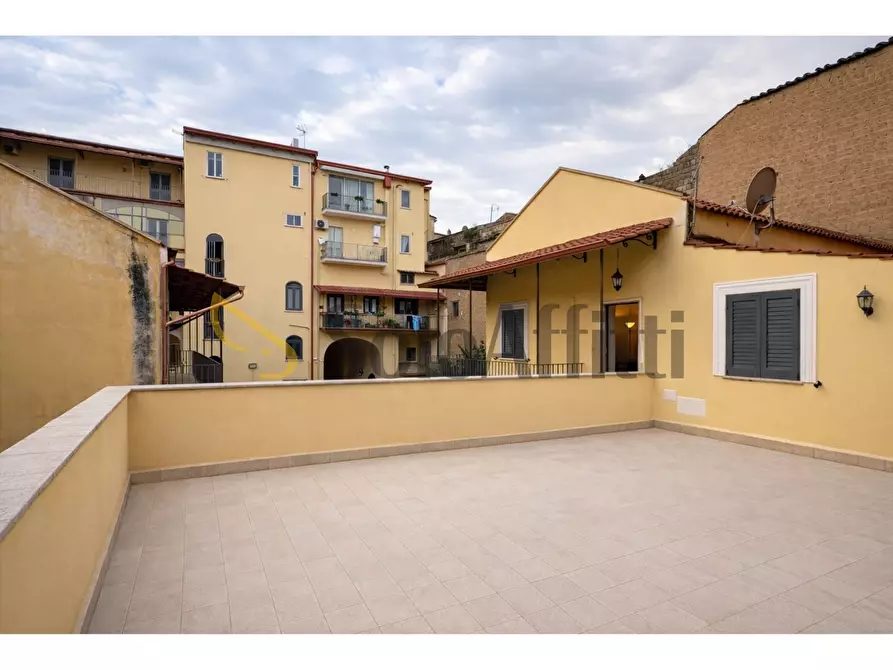 Immagine 5 di Bilocale in affitto  in Via Sant'Agostino 3 a Caserta