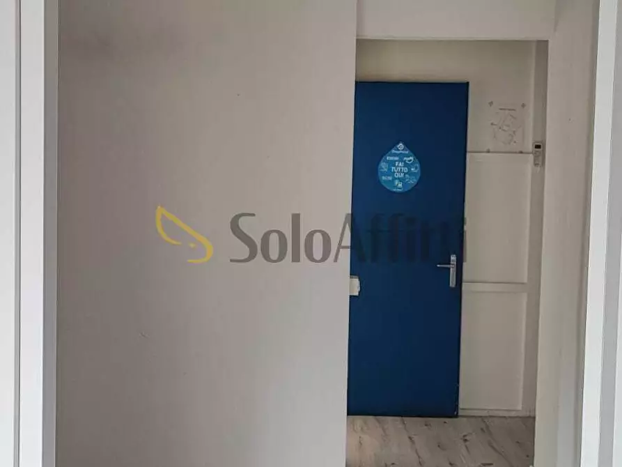 Immagine 4 di Locale commerciale in affitto  in Piazzale Caduti Saronnesi 8 a Saronno