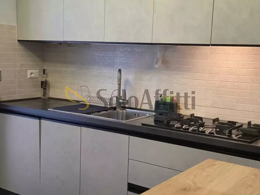 Immagine 2 di Trilocale in affitto  in Via Exilles 33 a Torino