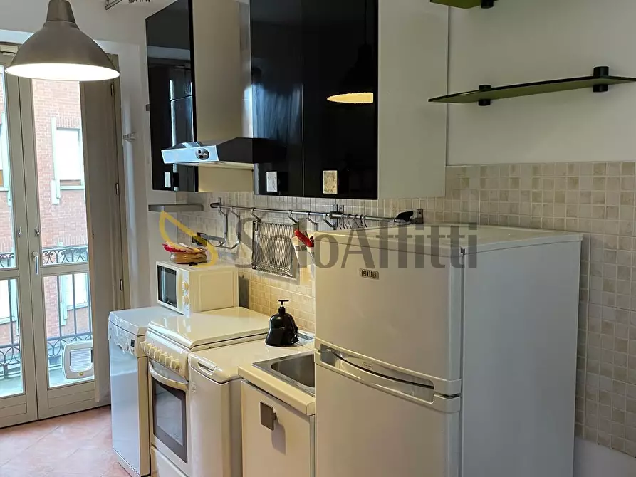 Immagine 4 di Quadrilocale in affitto  in Via Carena a Torino