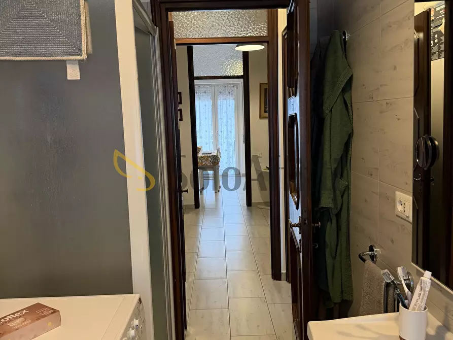 Immagine 16 di Bilocale in affitto  in Via Bainsizza 87 a Caronno Pertusella