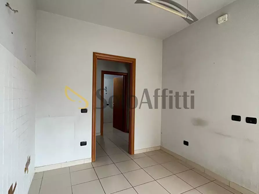 Immagine 5 di Pentalocale in affitto  a Sora