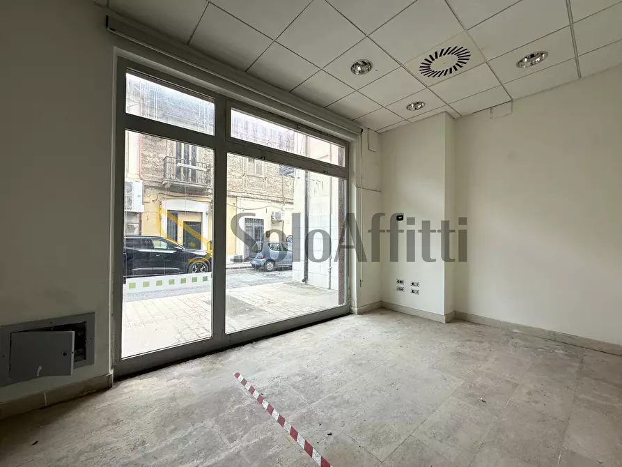 Immagine 5 di Locale commerciale in affitto  in Via Nazario Sauro 9 a Catanzaro