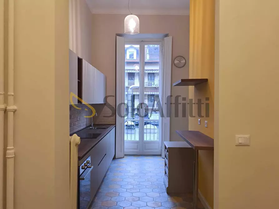 Immagine 12 di Quadrilocale in affitto  in Corso Duca degli Abruzzi 62 a Torino