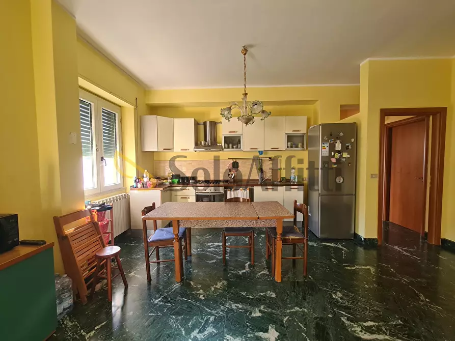Immagine 2 di Stanza singola in affitto  a Catanzaro