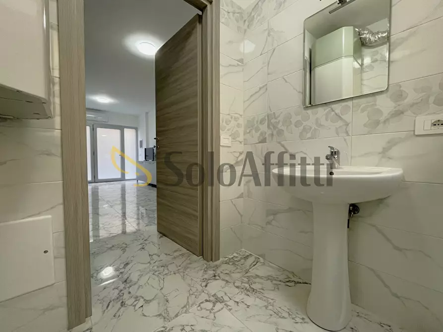 Immagine 3 di Bilocale in affitto  in Via XX Settembre 29 a Catanzaro