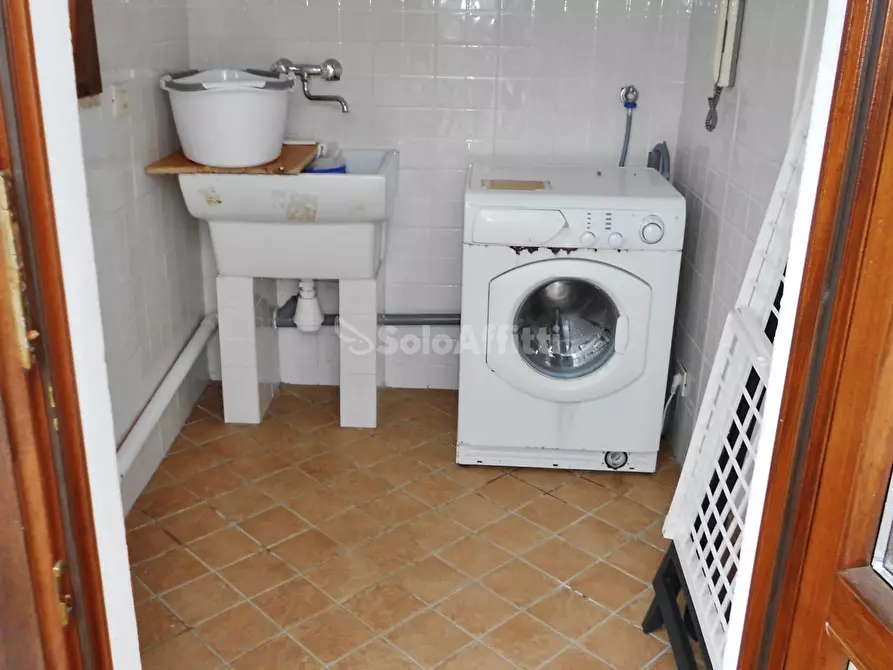 Immagine 30 di Villetta a schiera in affitto  in Via Fiorenzuola di Focara a Fiumicino