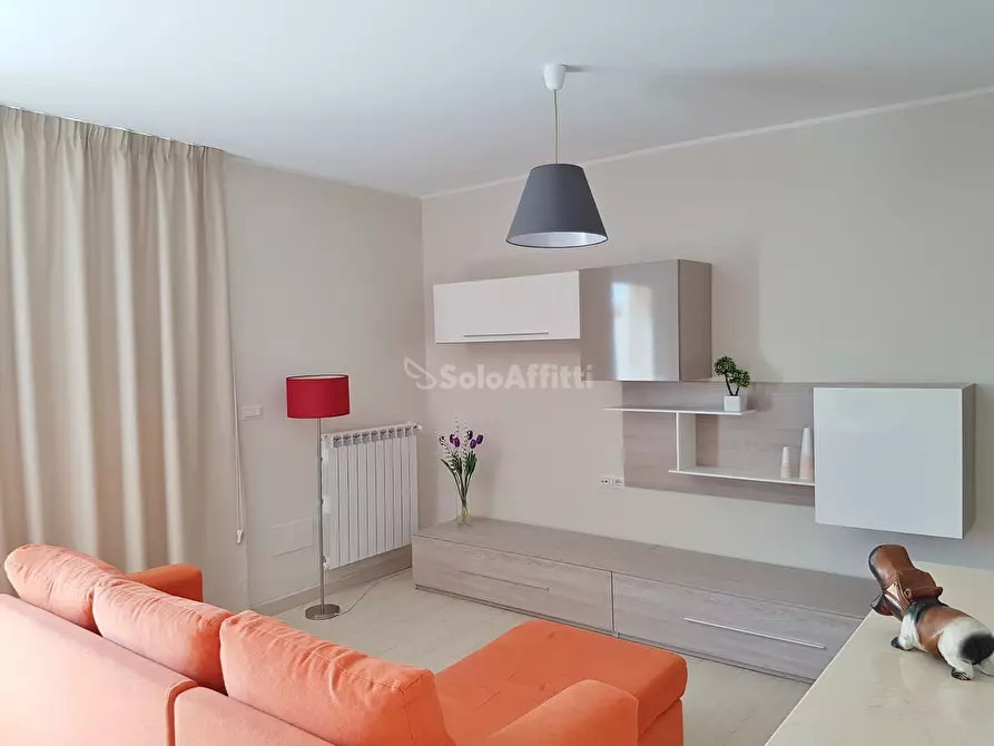 Immagine 6 di Stanza singola in affitto  a Catanzaro