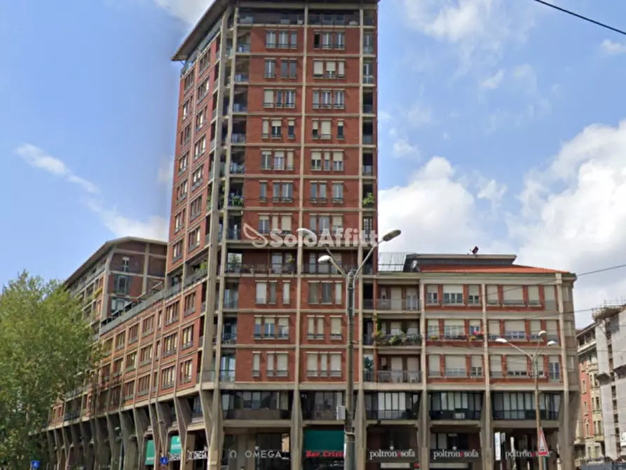 Immagine 1 di Ufficio in affitto  in Corso Francia a Torino