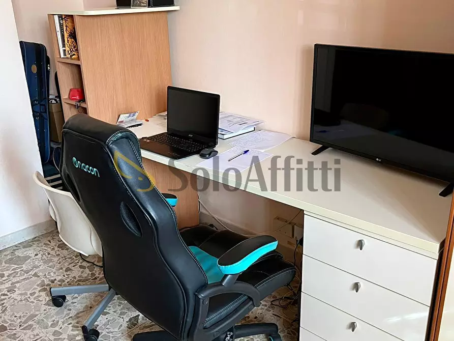 Immagine 23 di Trilocale in affitto  in Via Lucca 32 a Torino