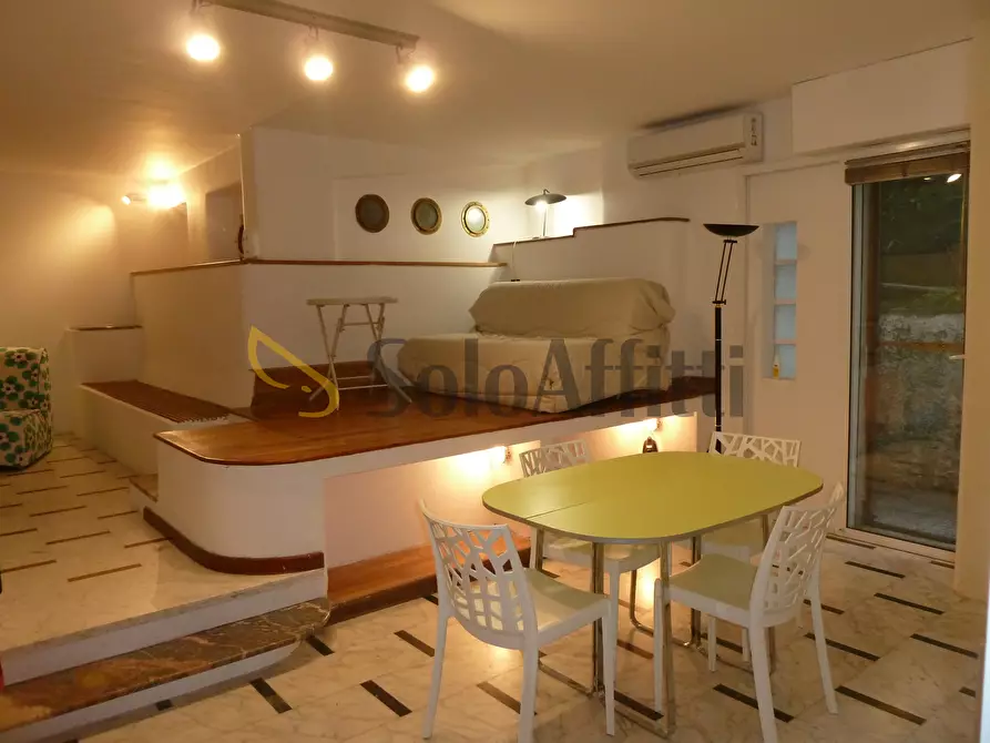 Immagine 1 di Bilocale in affitto  in Via Lamarmora 172 a San Remo