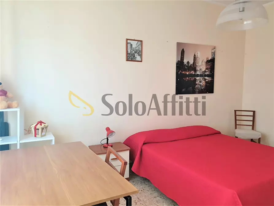 Immagine 12 di Stanza singola in affitto  a Catanzaro