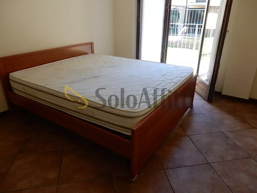 Immagine 12 di Bilocale in affitto  in Via Varese 10 a Busto Arsizio