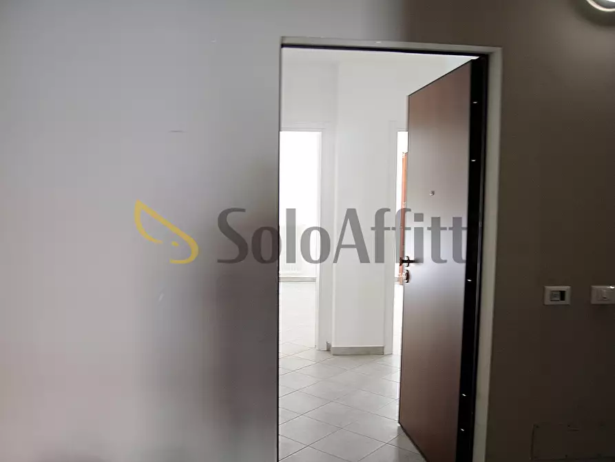 Immagine 14 di Bilocale in affitto  in VIA COLOMBO 29 a Caselle Torinese