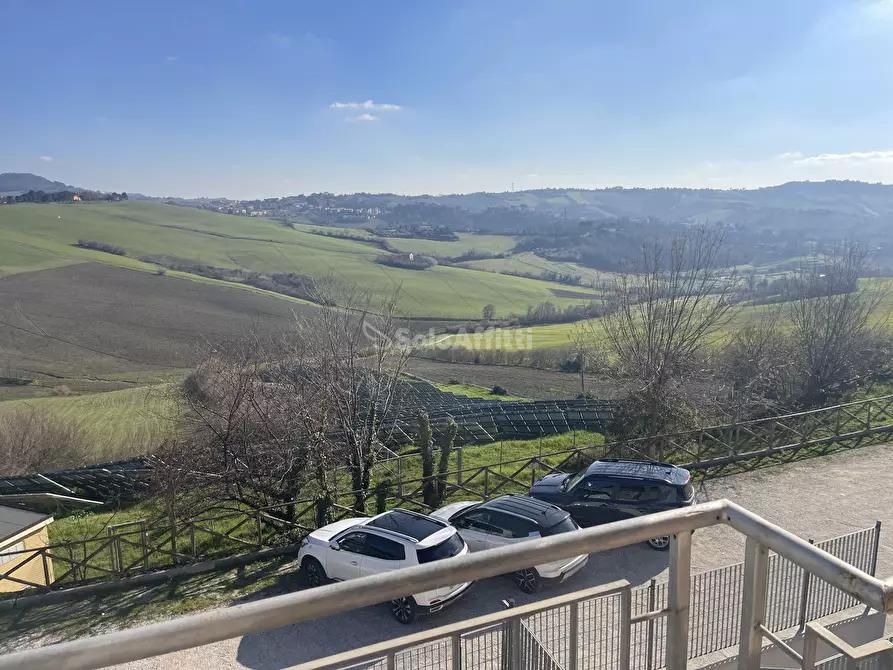 Immagine 3 di Bilocale in affitto  a Agugliano